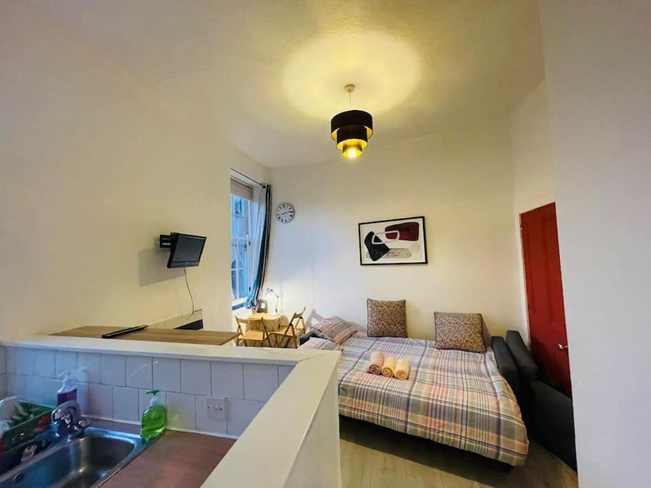 City Studio Flat West Toll Cross เอดินบะระ ภายนอก รูปภาพ
